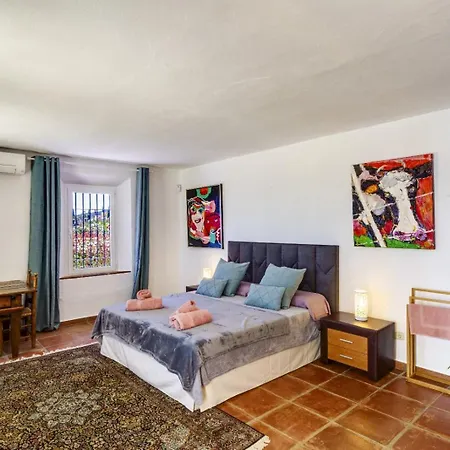 Casa Iris Holiday home